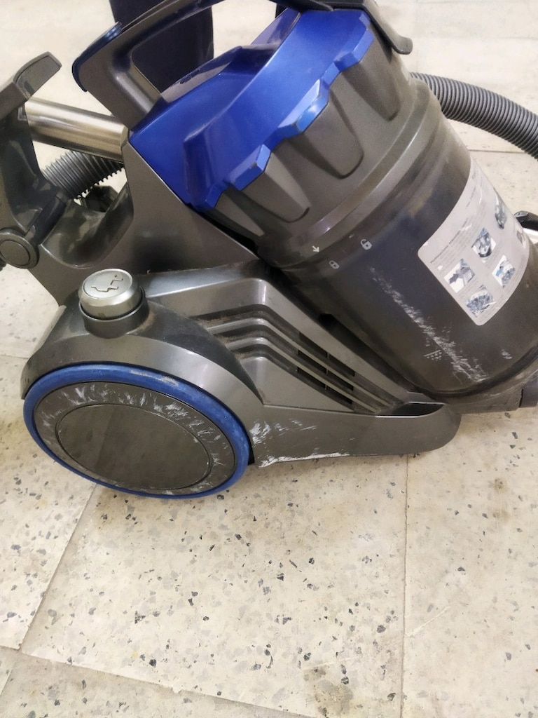 Fakir marka elektrlkli Süpürge 2400 whatt commander torbasız - 4