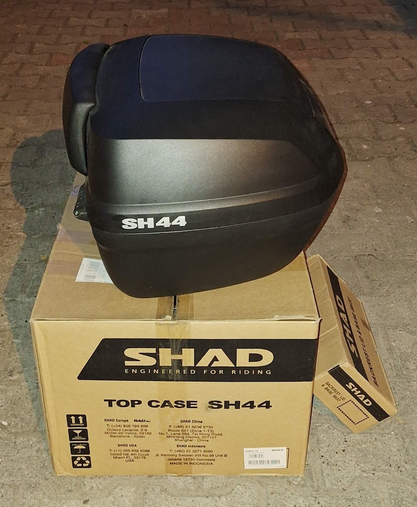 Shad SH44 + Çanta Sırtlığı - 4