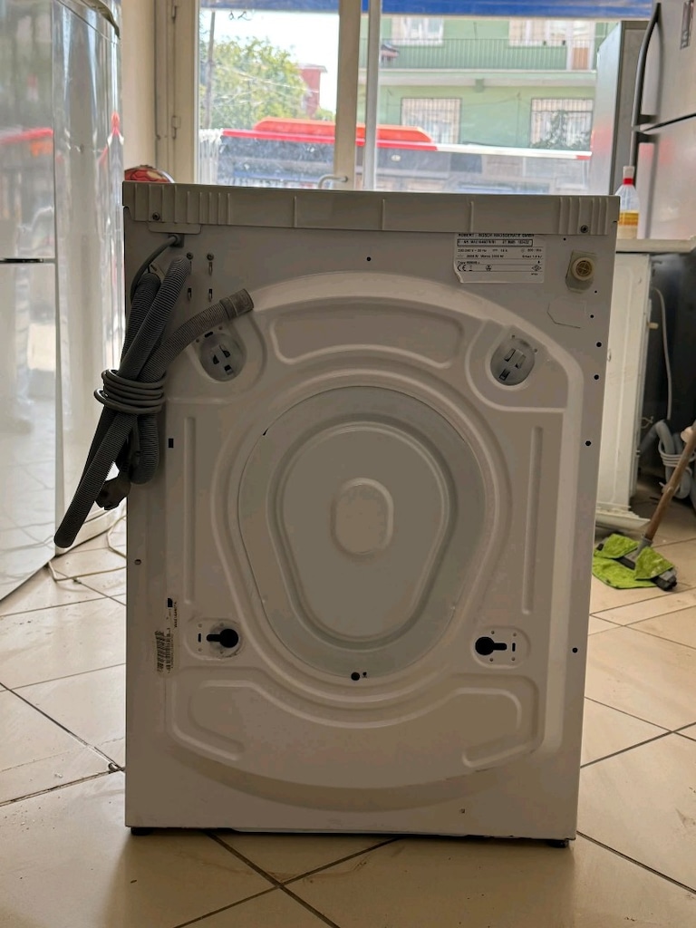 7 kiloluk ekran Bosch marka tertemiz sağlam çalışıyor servis montaj üc - 3