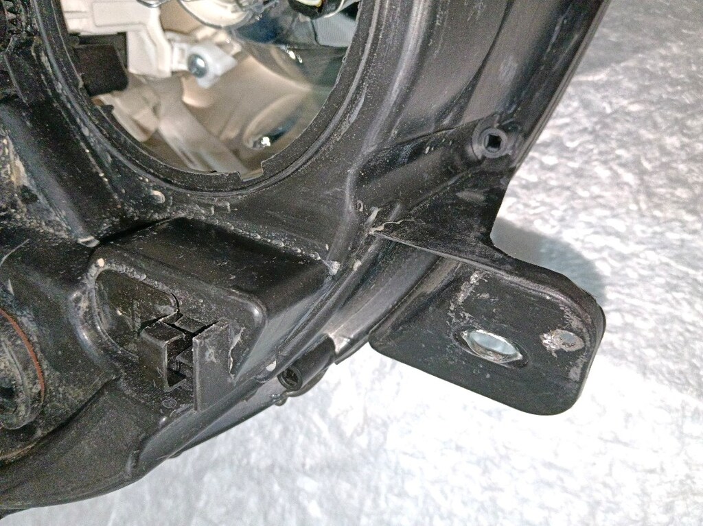 Fiat Linea sol ön far orjinal temiz sökme far resimlerde gözüktüğü gib - 11