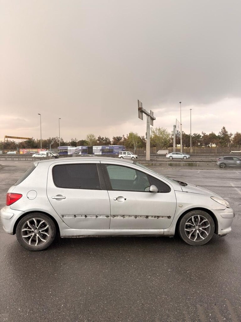 peugeot 307 1.6 HDİ 110hp comfort 271000 km - 7