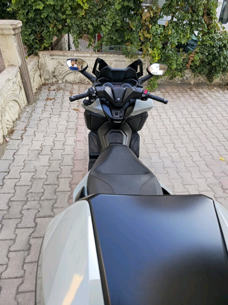 Forza 250 (2023model) - 11