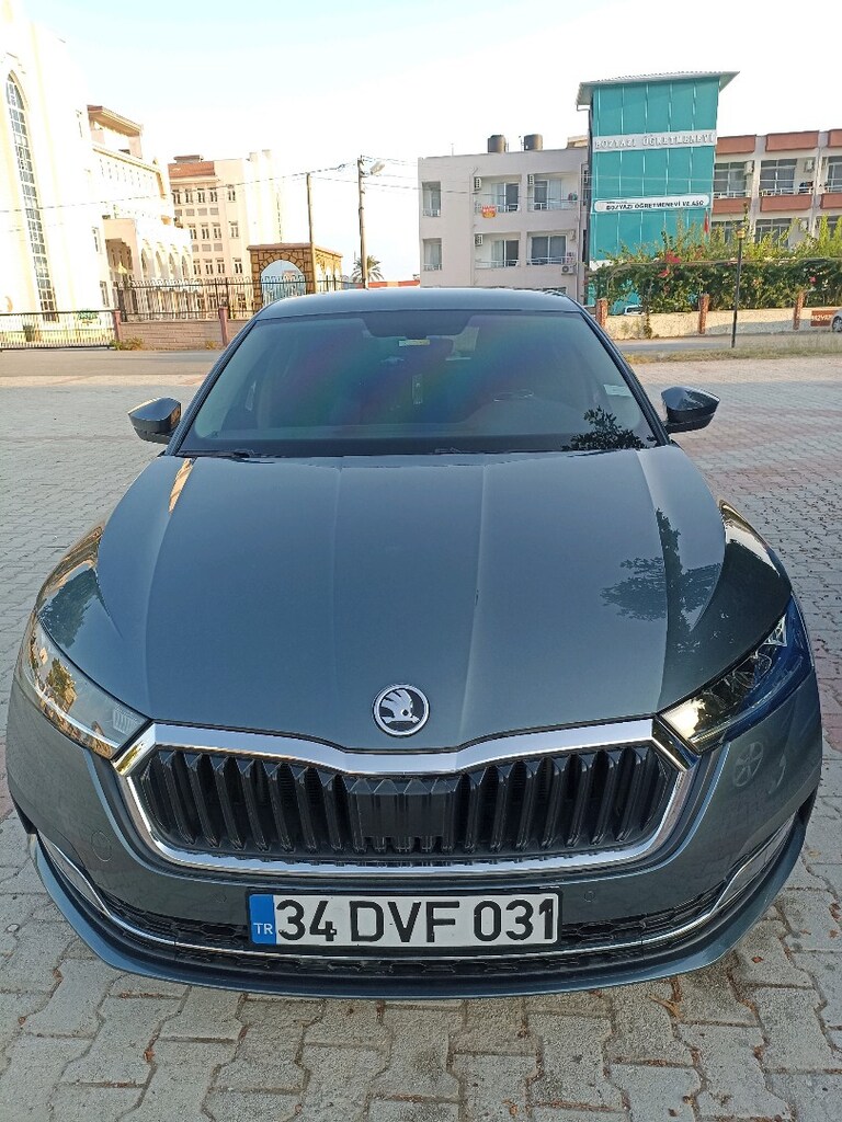 2021 çıkışlı hatasız boyasız 1.0 e-tec hibrit Octavia - 9