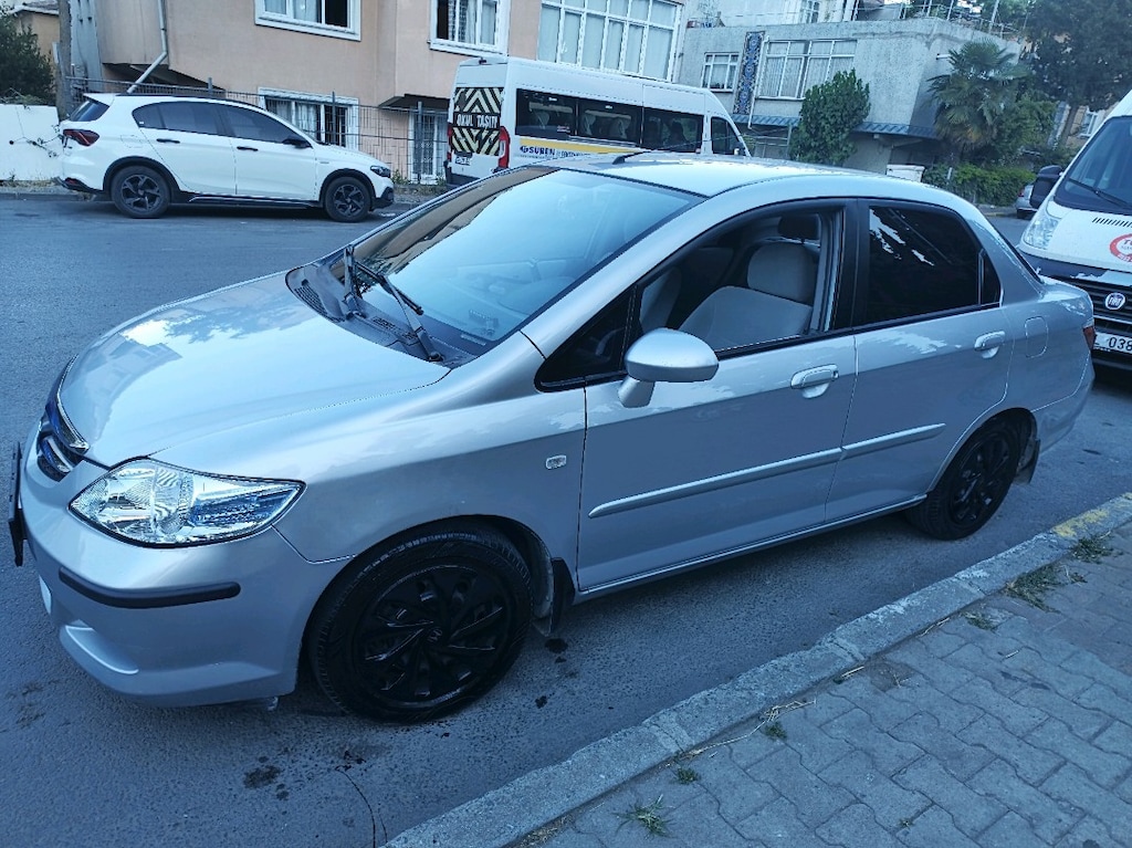 Honda City 1.4 172 binde - 5