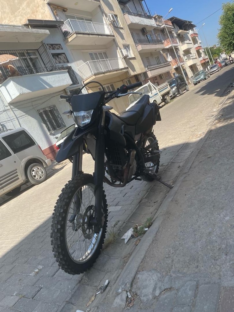Yamaha cross - 8