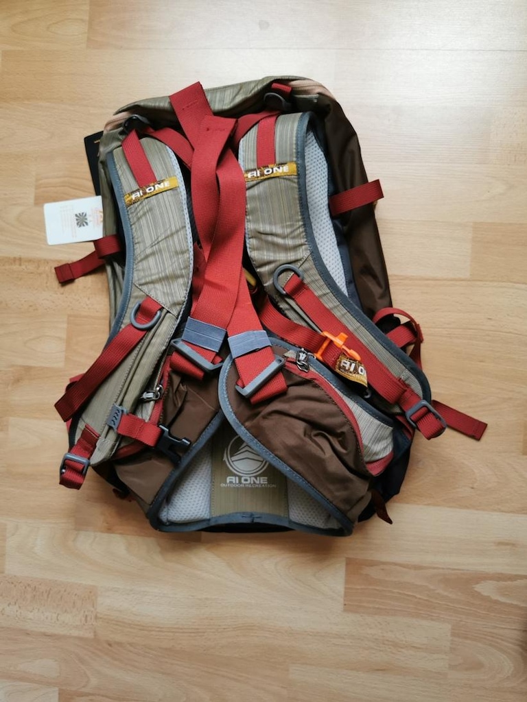 AIONE PROFESYONEL OUTDOOR SIRT ÇANTASI 30L = UNISEX (KAHVERENGİ) - 4