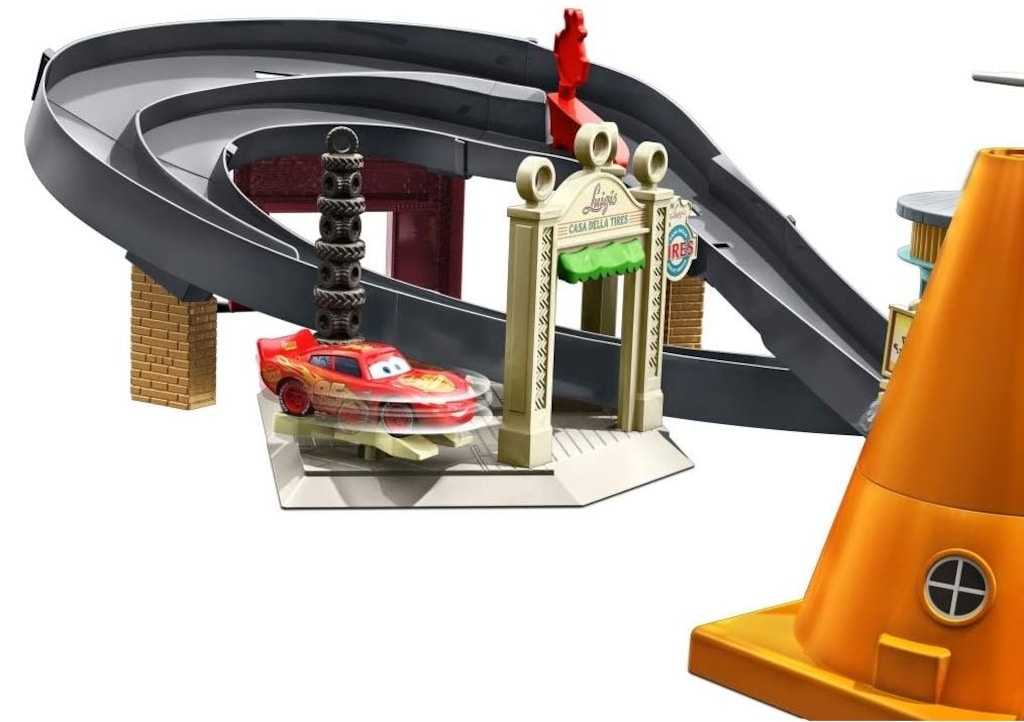 Disney Cars GGL47 Radiator Springs Yarış Seti - 8