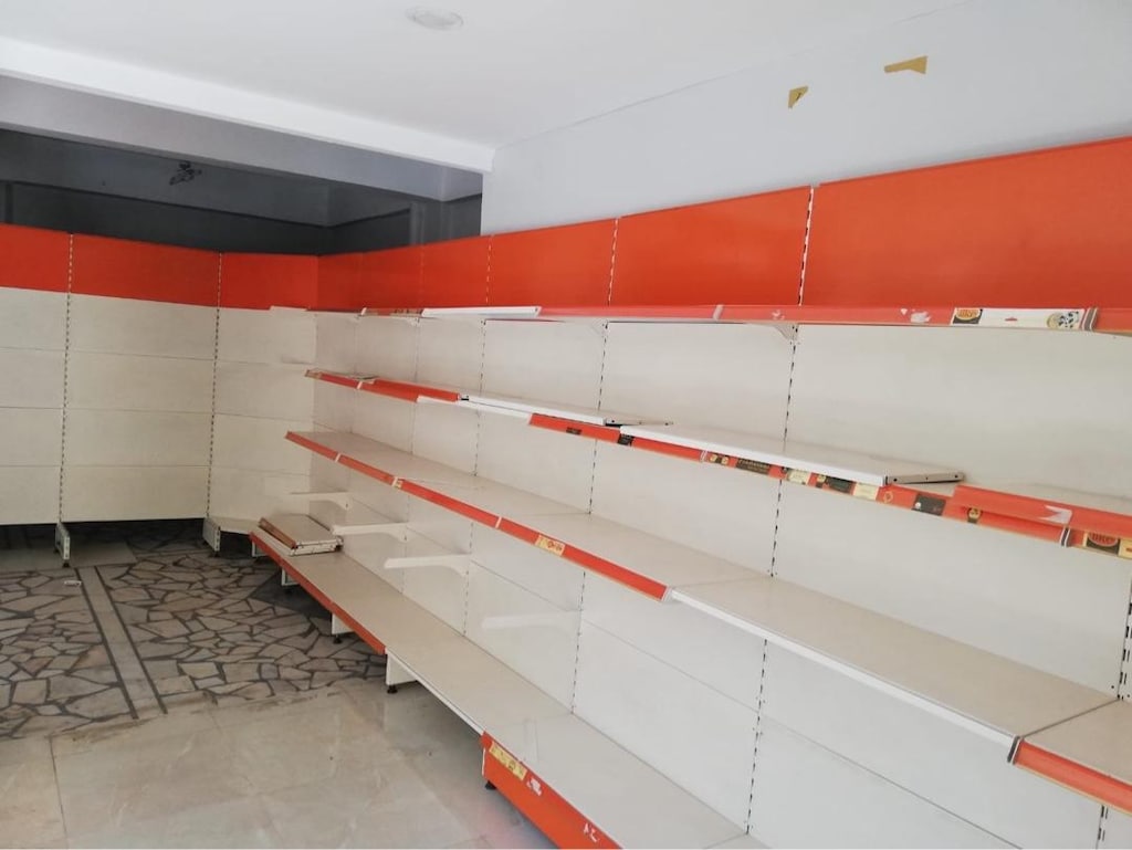 Satılık temiz işyeri rafları acil - 4