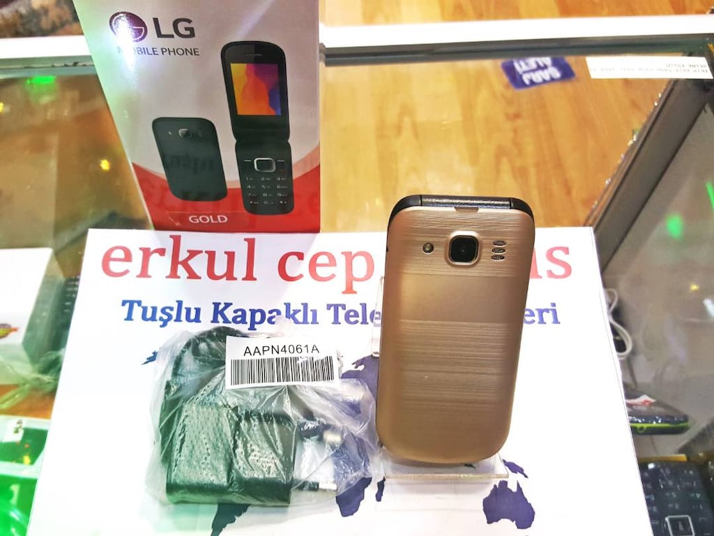 TUŞLU KAPAKLI MP4 ÇALARLI SIFIR - 2