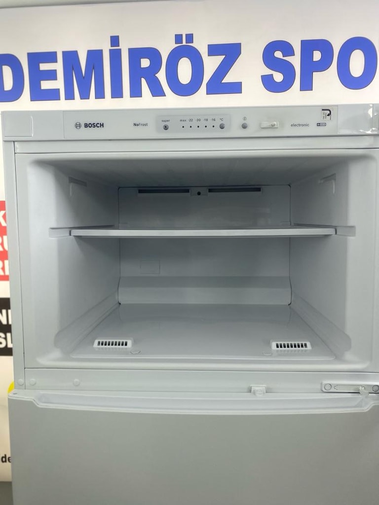 BOSCH BUZDOLABI YENİ NESİL SIFIR AYARINDA SPOT - 4