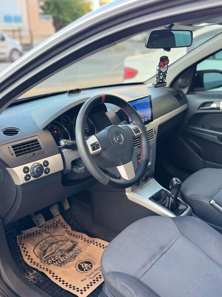 Opel Astra h - 4