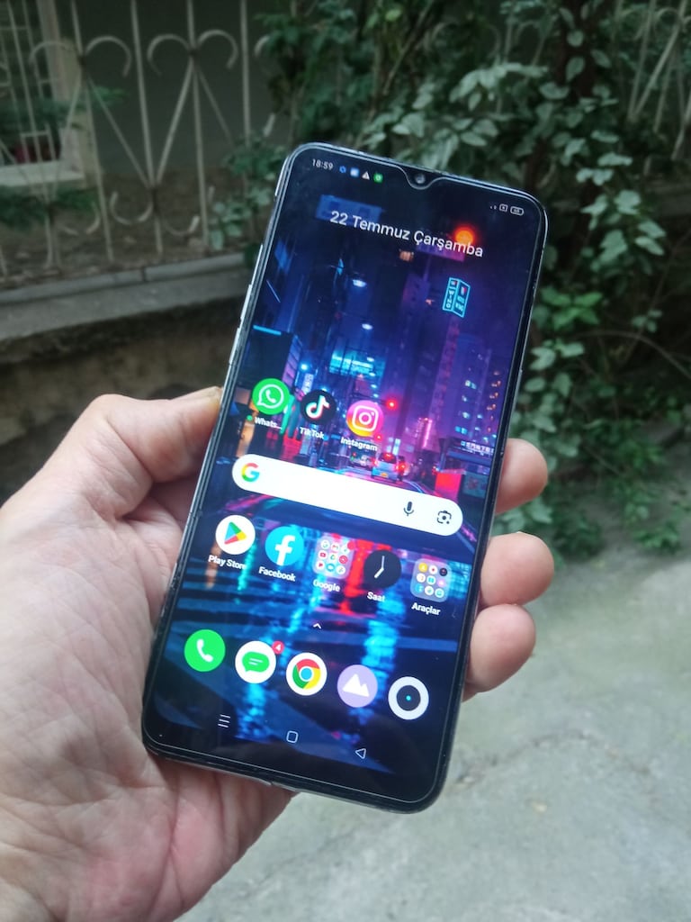 YURTİÇİ TR KAYITLI REALME 6i 4/128GB MP - ÇİFT HAT - 5000mAh - 2