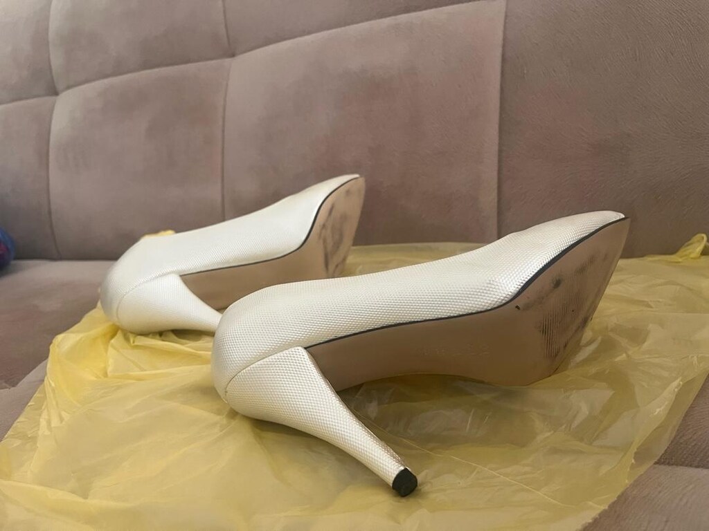Krem Stiletto ayakkabı - 4