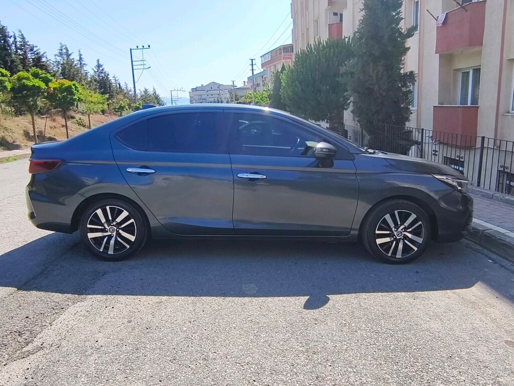 HONDA CİTY . - 7