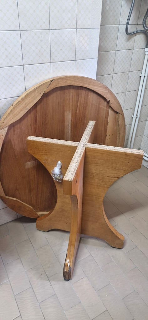 Yuvarlak ahşap masa - 8