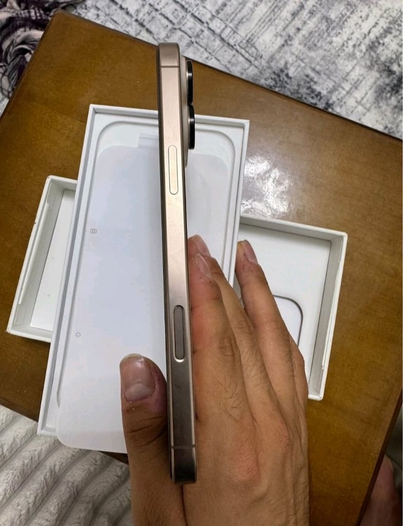 TR İPHONE 16 PRO MAX 256GB NOKTA HATASIZ KUTULU FATURALI - 3
