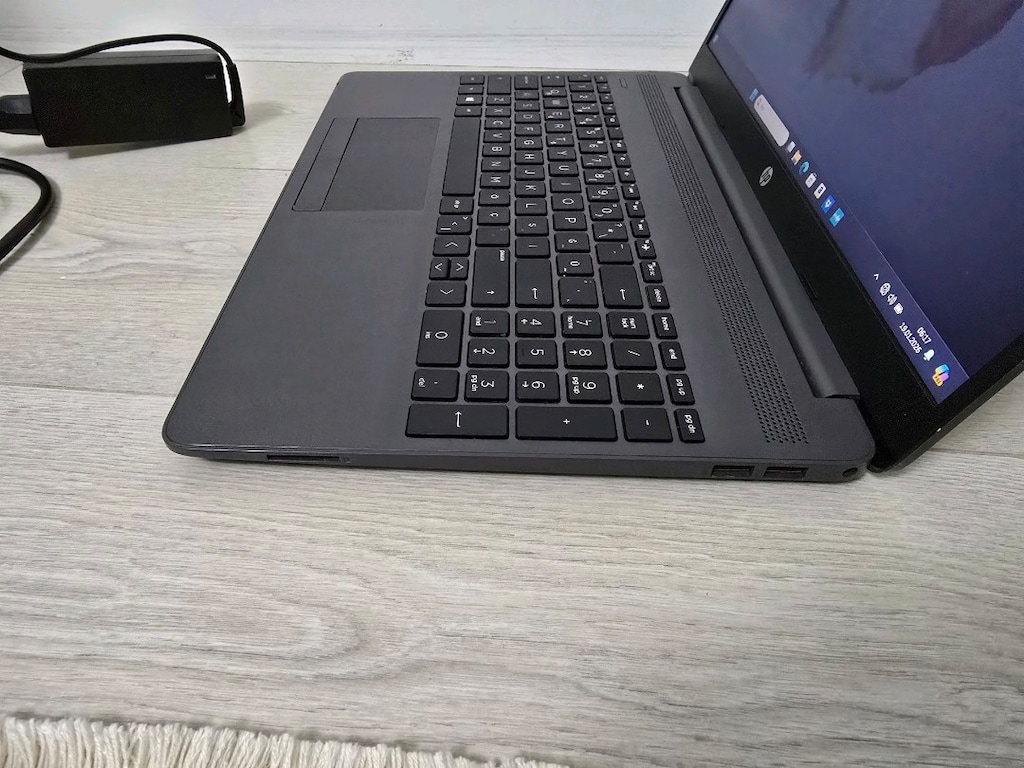 HP AMD ATHLON İŞLEMCİ 256 M2 SSD TEMİZ LAPTOP DİZÜSTÜ BİLGİSAYAR - 4