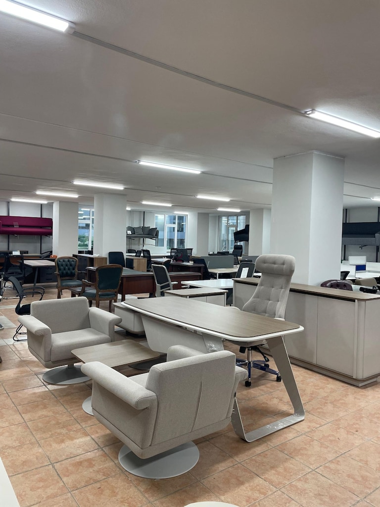 KLAS OFİS ÜSKÜDAR 220x90 REDOF VIP MAKAM TAKIMI SIFIR - 4