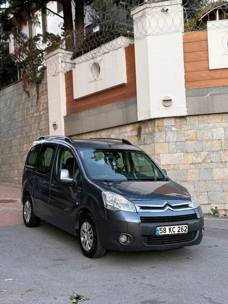 Acil Satılık Temiz Aile Aracı - 2