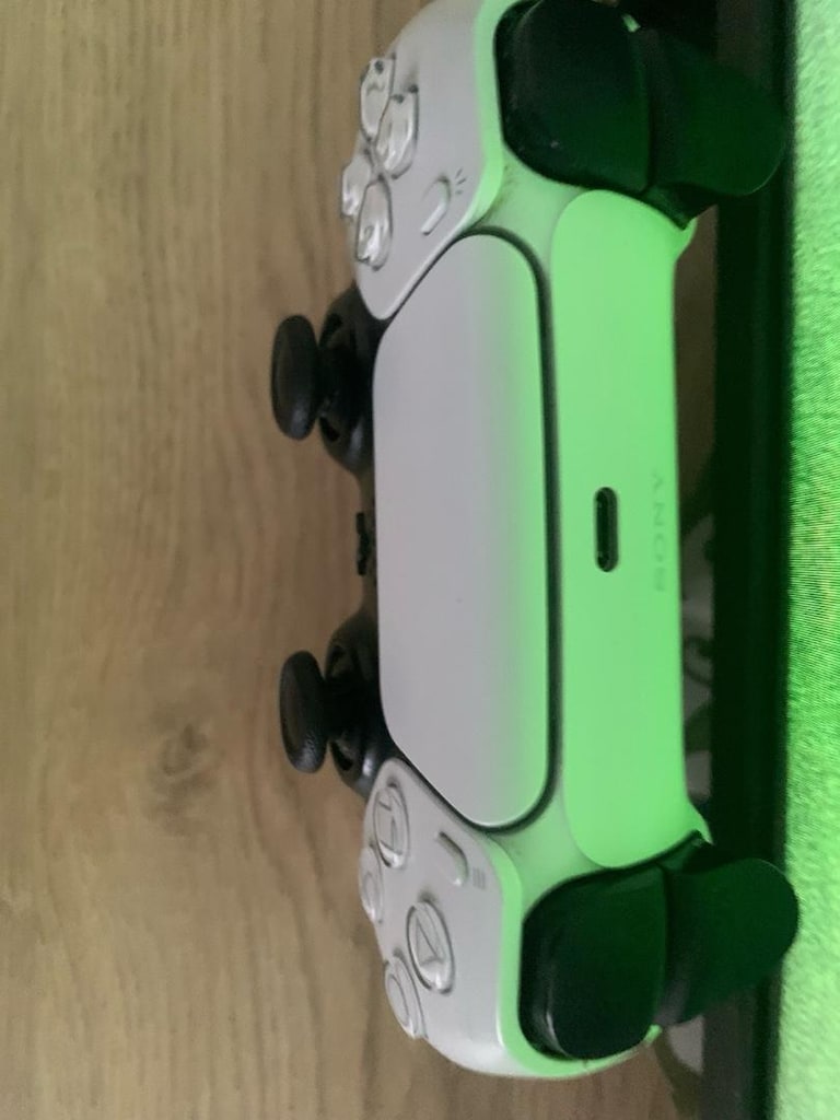 PS5 DualSense - 5