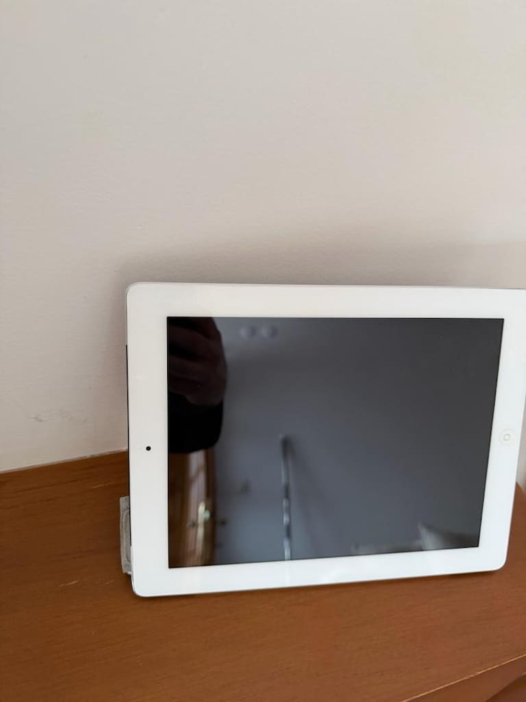 APPLE İPAD 32GB Wİ-Fİ + 4G LTE 9.7’’ Beyaz Renk + ORJİNAL KILIF - 11