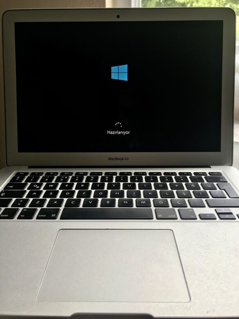 apple macbook air - 13 inç - 2013 -macOS + windows - 7