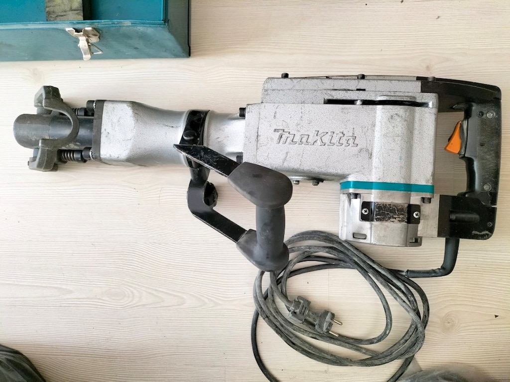 MAKİTA 18 Kg Kırıcı temiz