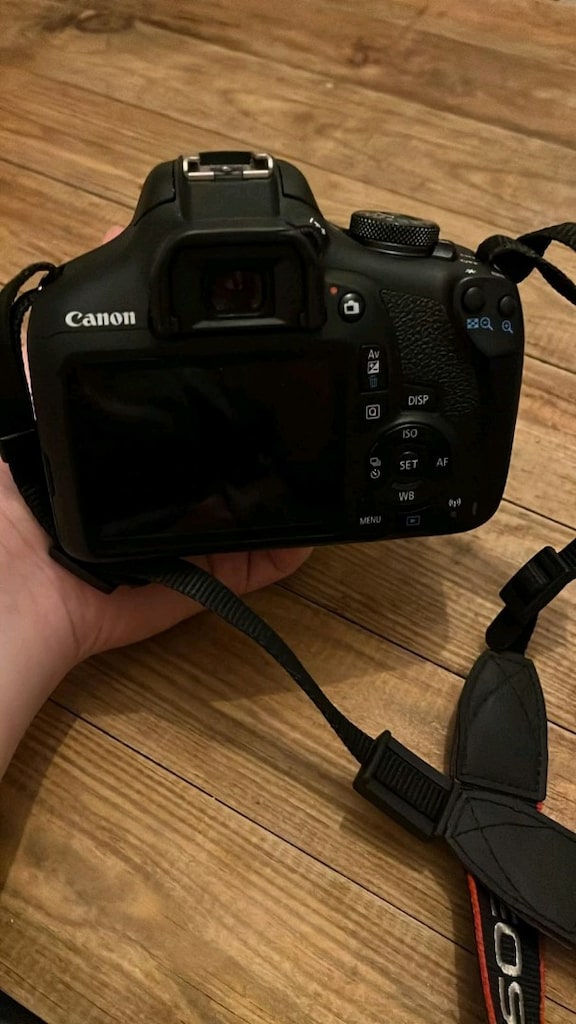 Canon eos 2000d 18 - 55 mm lens kit - 6