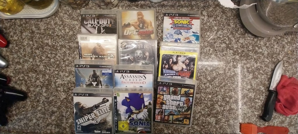 PS3 320 GB hafıza 40 oyun ve ekstralar - 2