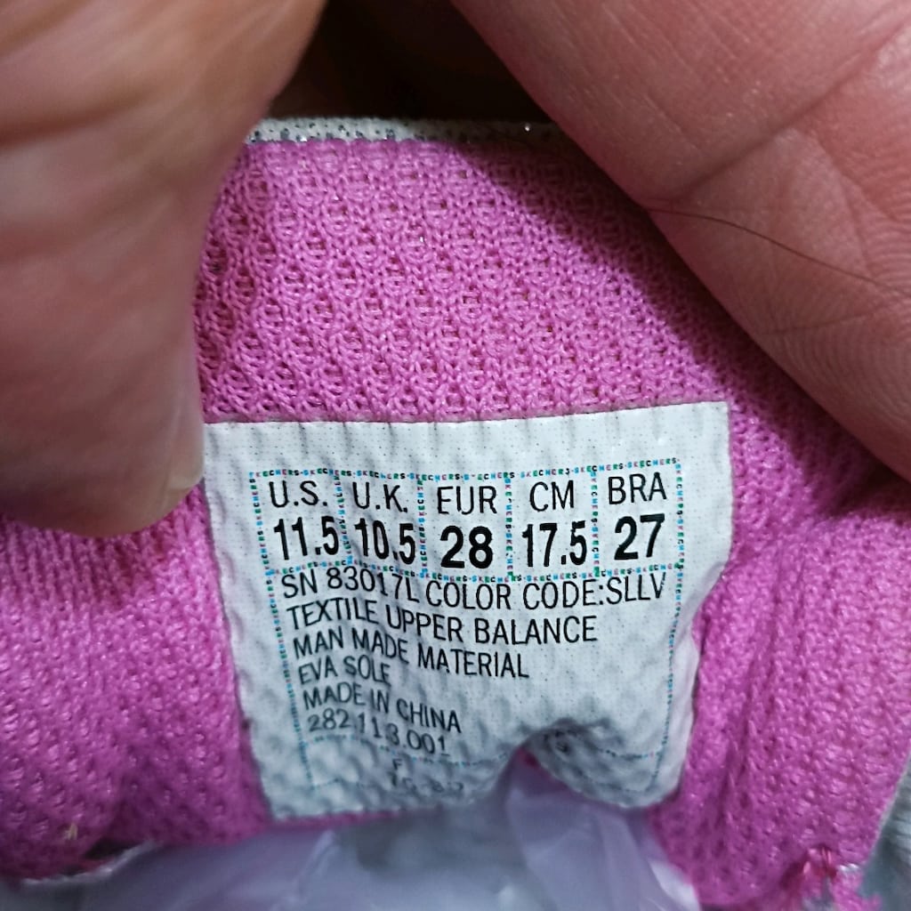 28 numara orjinal SKECHERS marka spor ayakkabı. - 2