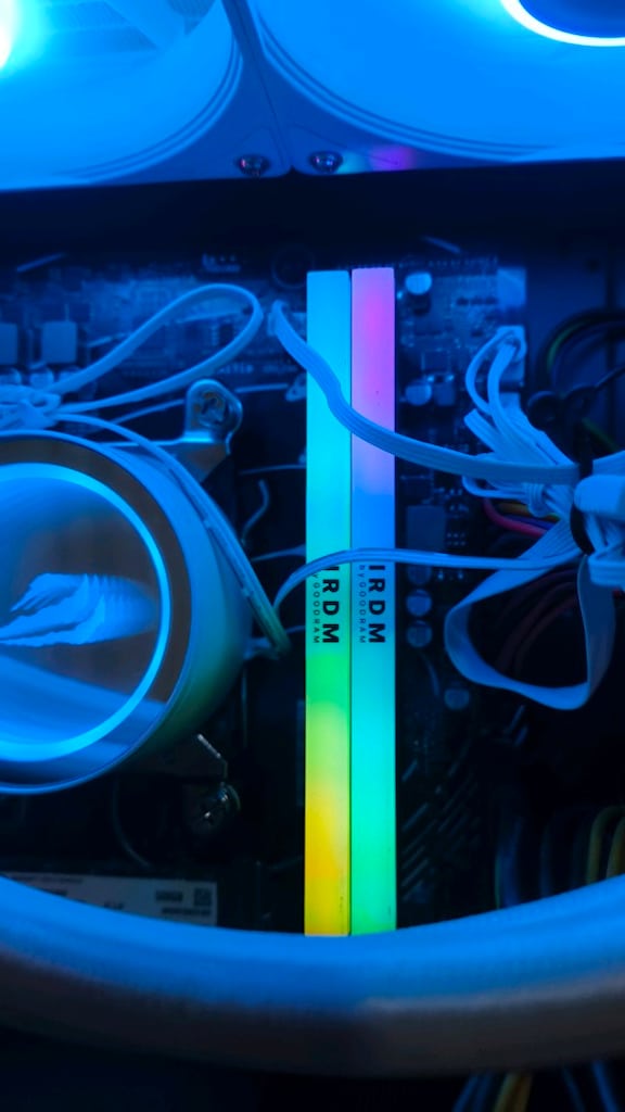 YAYIN VE OYUNCU PC DDR5 - 6