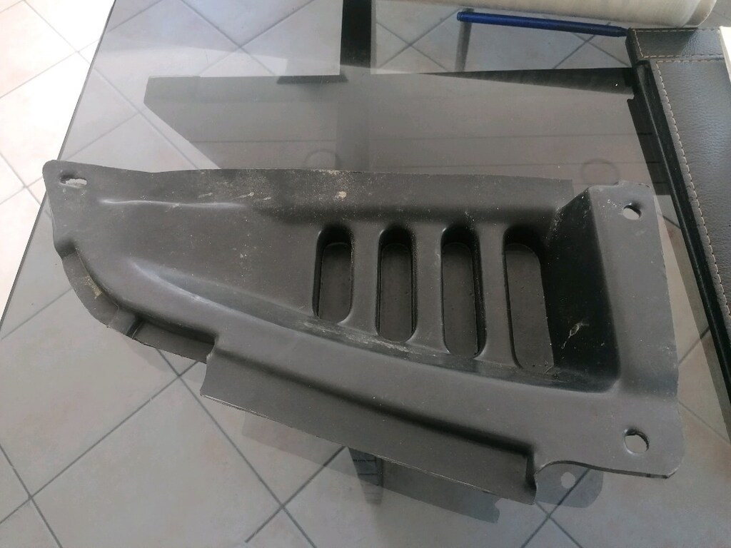 LAGUNA 1 ÖN TAMPON DAVLUMBAZ PLASTİK MUHAFAZA - 2