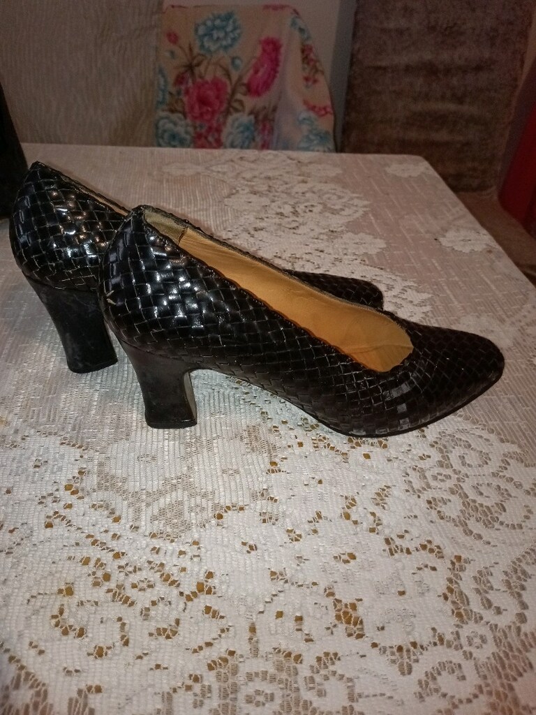 kadın topuklu ayakkabı