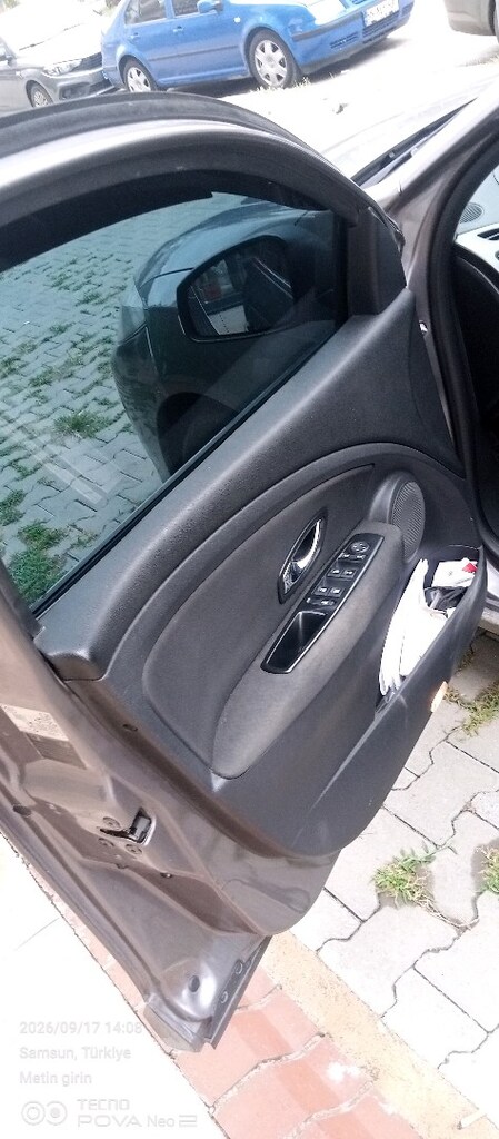 Renault Fluence - 12