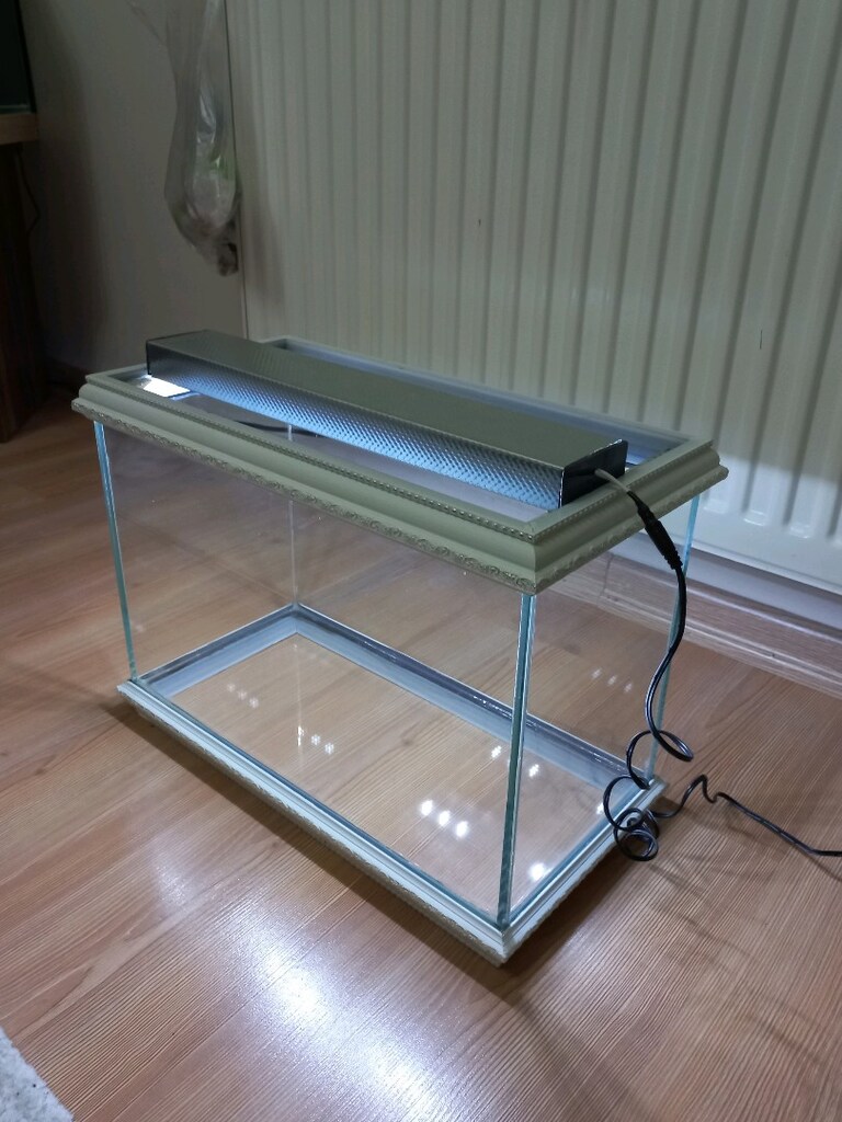 akvaryum 40x20x30 6mm - 12