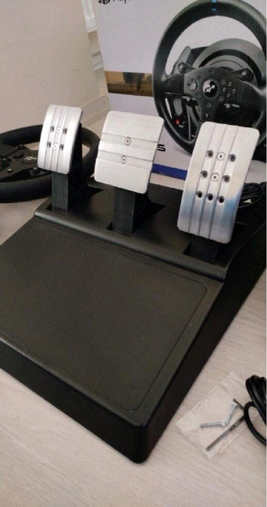 Thrustmaster T300 RS - 2