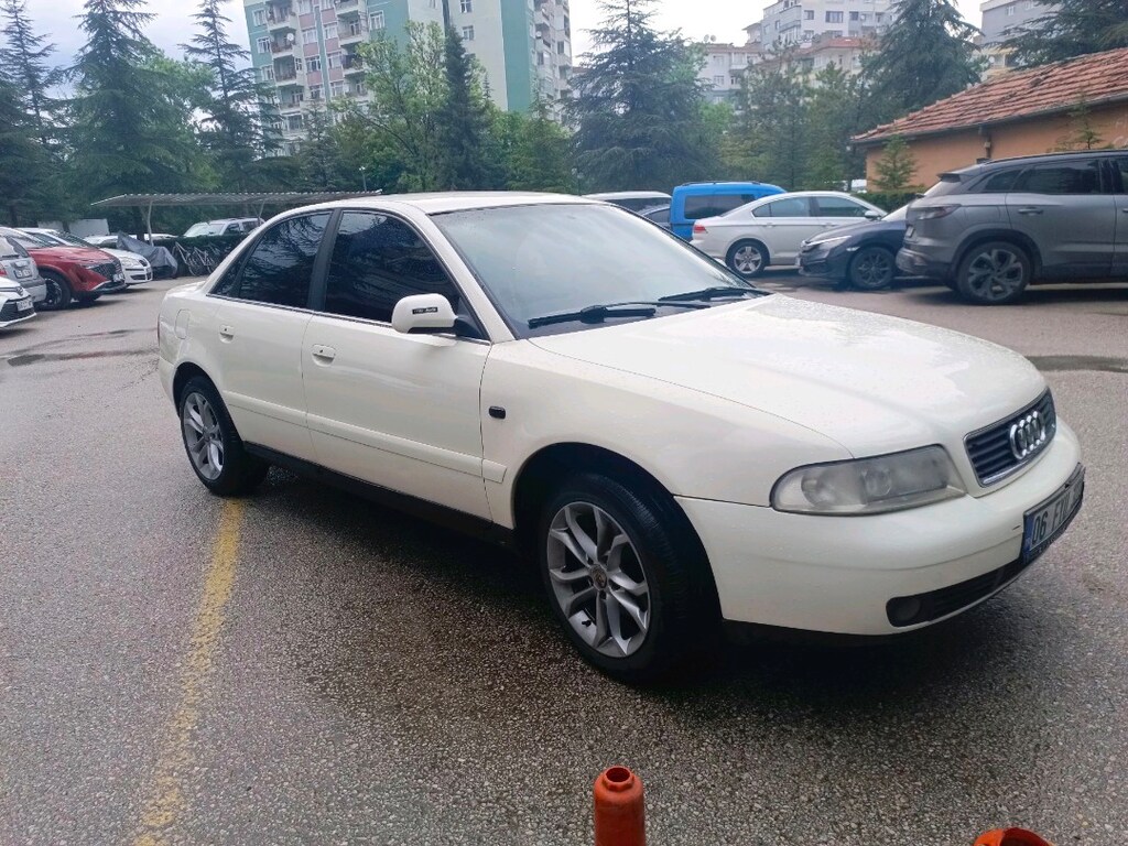 Sahibinden Otomatik Audi A4 - 2