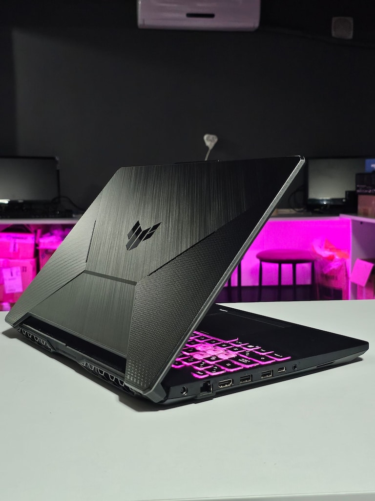 ASUS TUF- i5 11400H- RTX 3050 Tİ 4GB - 16GB RAM - 500GB M.2 SSD - 10