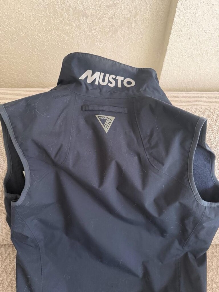Musto Br1 yelek - 7