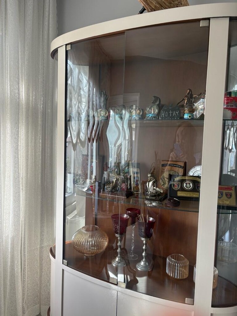 oval camlı ağaç vitrin - 2