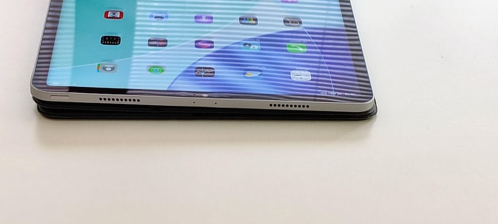 İPAD PRO 12.9 İNÇ 6. NESİL M2 WİFİ 256 GB APPLE KLAVYELİ - 8