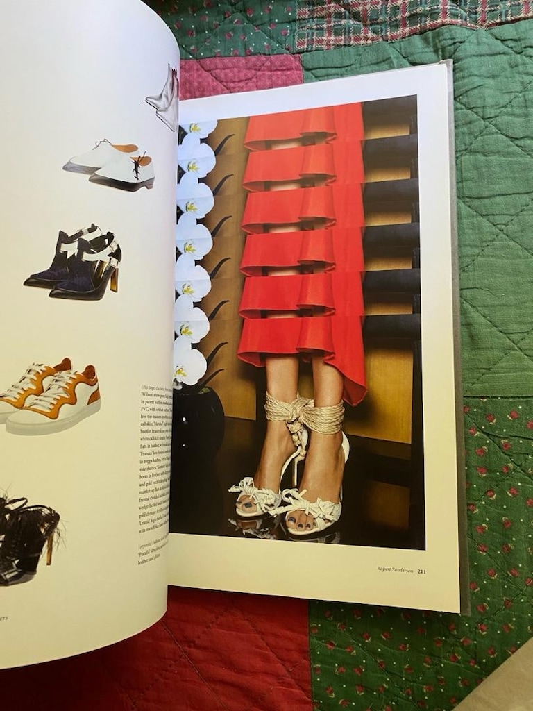 Shoe: Contemporary Footwear by Inspiring Designers / Olivier Dupon - 18