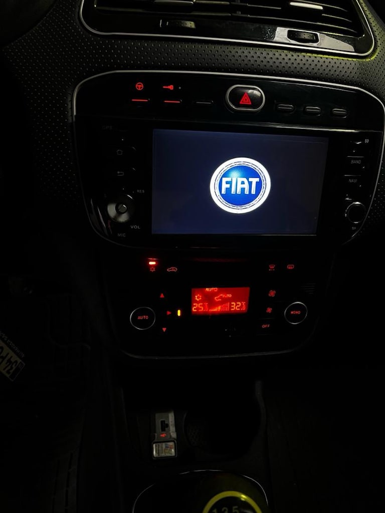 FİAT PUNTO EVO 1.4 - 12