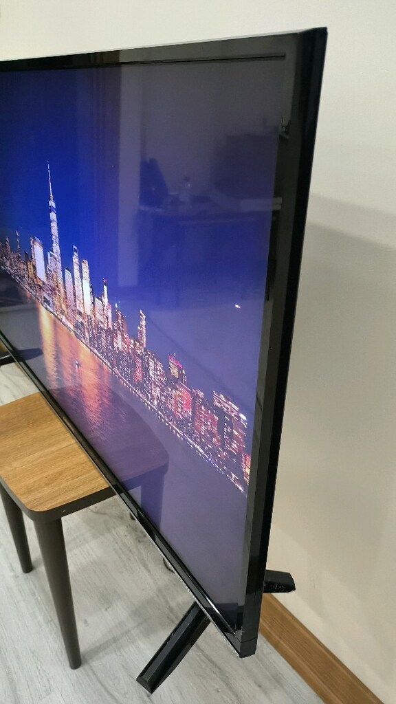 GRUNDIG SMART TV - 3