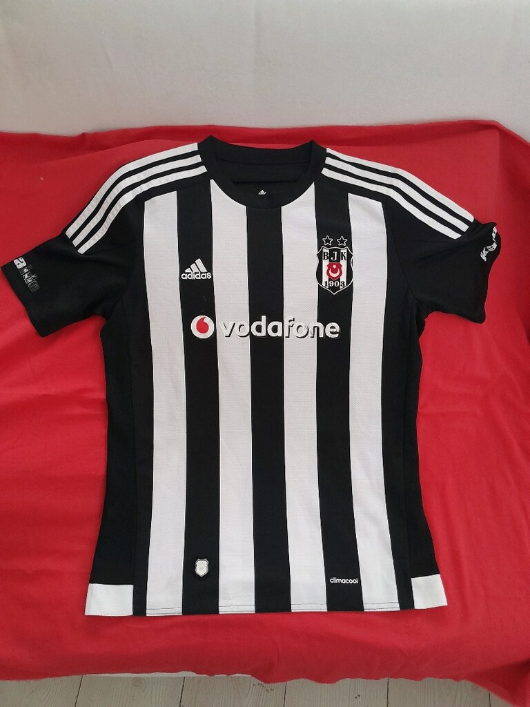 Son fiyat! Barkodlu, 14-16 yas-S,BJK-Besiktas forma,kaskol satilik.. - 12