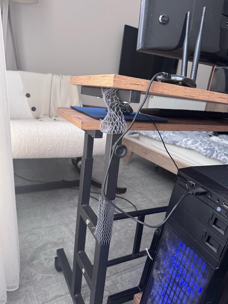 MASAÜSTÜ PC MASASI SEYYAR / Yükselip alçalan - 4
