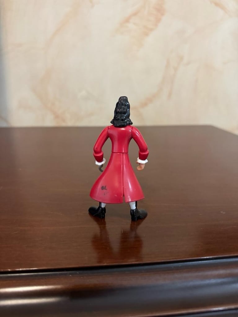 Disney Peter Pan Kaptan Kanca Aksiyon Figür Oyuncak - 4