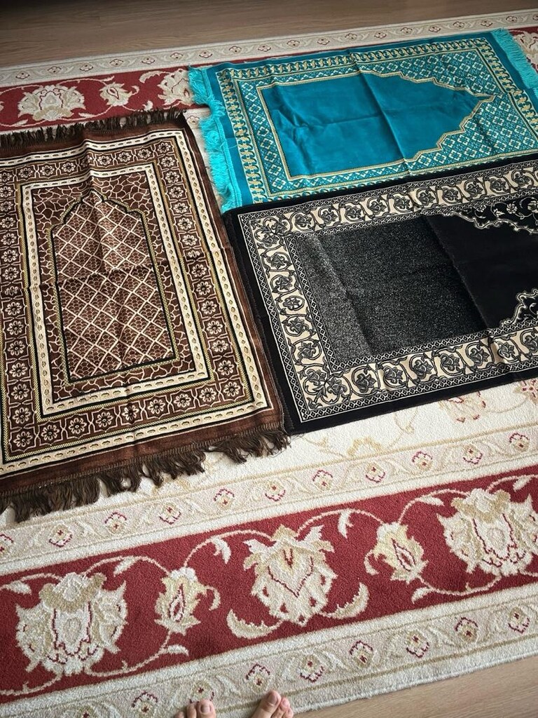 kadife seccade 3 adet sıfır hiç kullanılmamış - 2