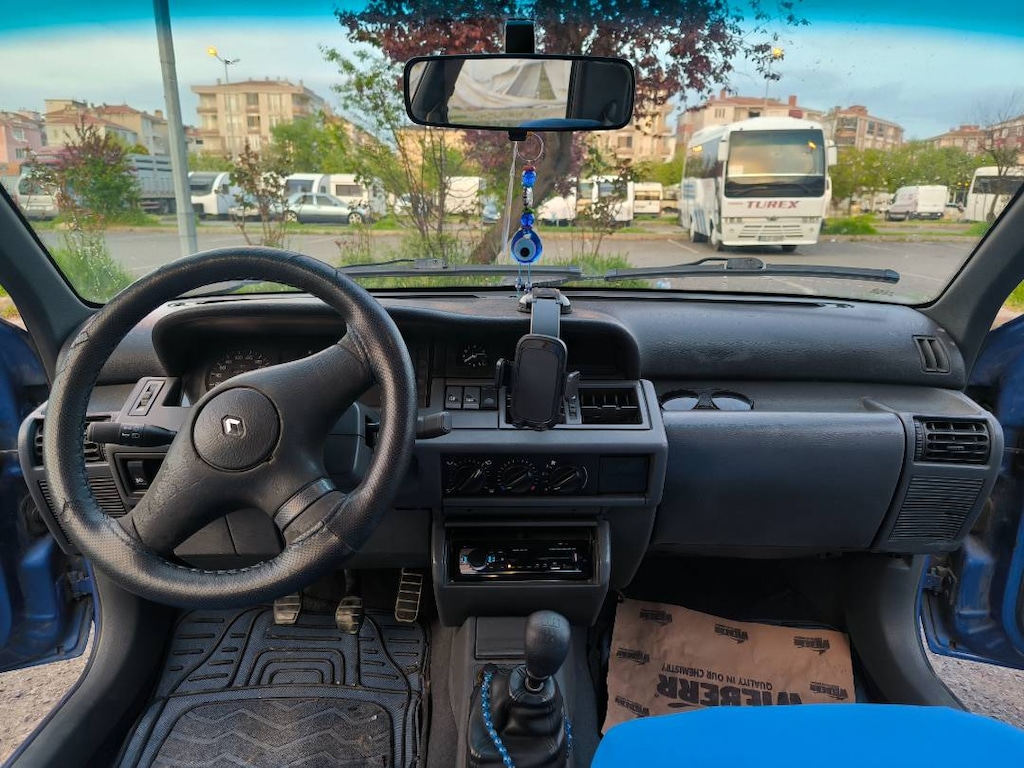 98 model clio 1 - 13