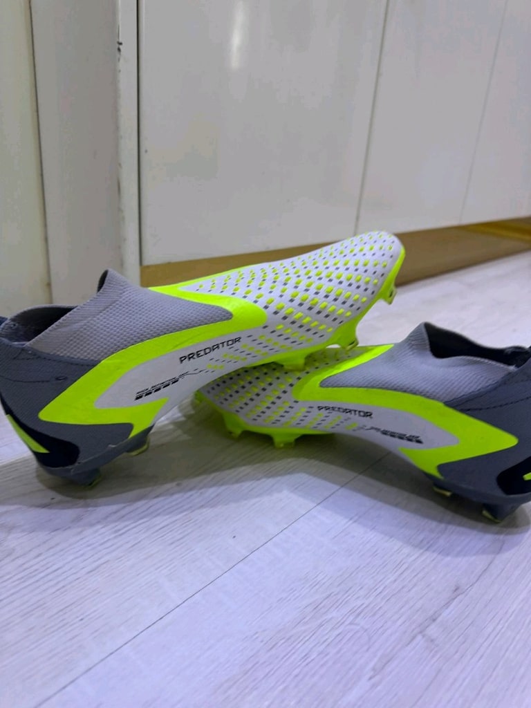 Adidas krampon predator - 4